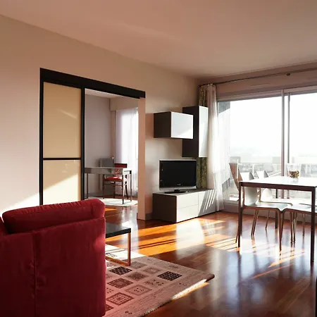 Grenelle - 2 Pieces - 15 Apartment *